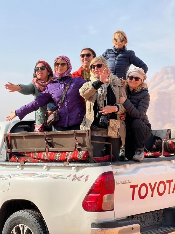 Wadi Rum Sunset Camp Eksteriør billede