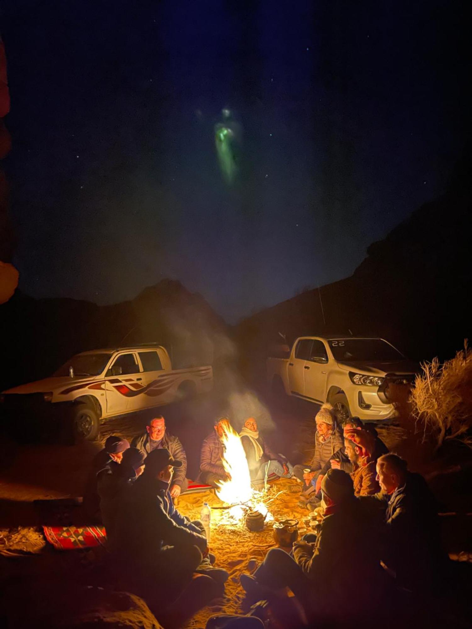Wadi Rum Sunset Camp Eksteriør billede